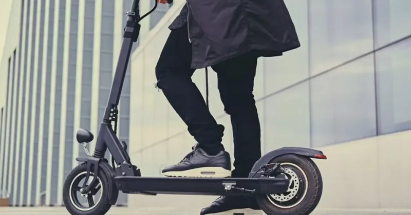 Avrupa şehirleri bir bir yasaklıyor! Bir şehirde daha elektrikli scooter kullanılamayacak