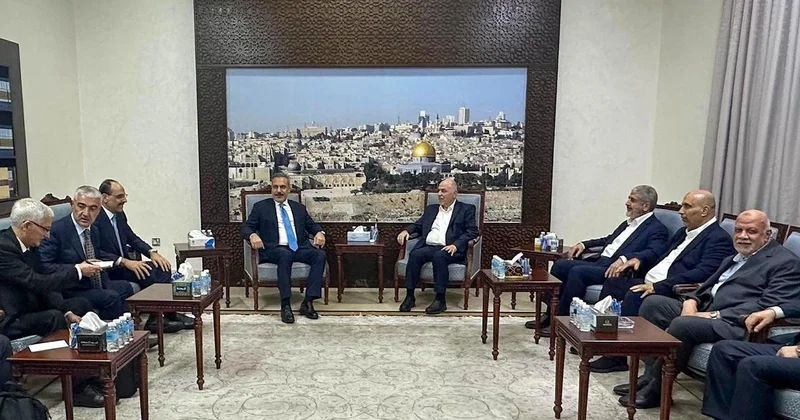 Fidan ve Kalın, Doha da Hamas yetkilileriyle görüştü