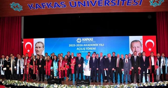 Bakan Tekin: Önümüzdeki yıl sınırlamayla okul kayıtlarının kapatıldığı uygulamayı hayata geçireceğiz (2) Kars Haberleri