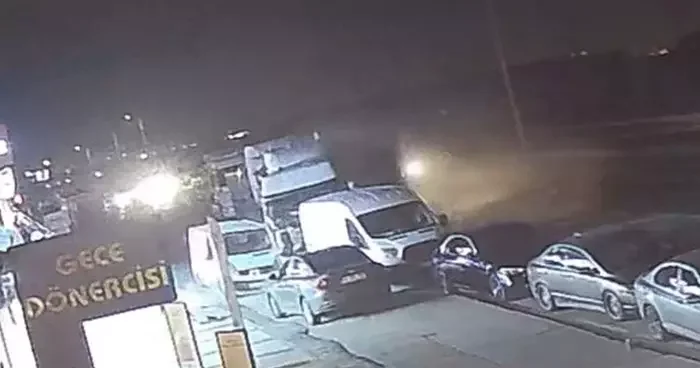 Yer: İstanbul! Öksürük krizine girdi, dehşet saçtı!