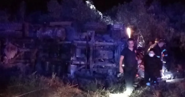 Yangından dönerken devrilen arazözdeki 2 itfaiyeci yaralandı Adana Haberleri