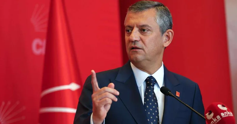 Özel den Bahçeli ye plaka tepkisi! KKTC bağımsız bir Türk devletidir