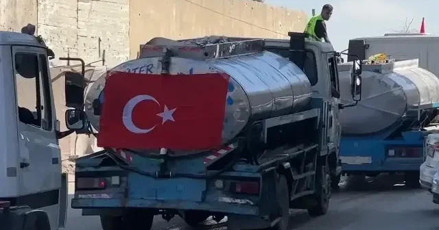 İHH su krizi yaşanan Gazze de 4 tanker temiz su dağıttı VİDEO İZLE