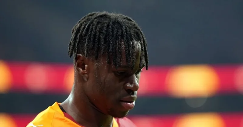 Galatasaray da Okan Buruk, Wilfried Singo nun dönüşünü açıkladı!