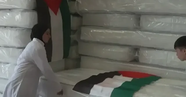 Kayserili lise öğrencileri Gazze’ye yatak ve uyku seti üretip gönderdi VİDEO İZLE