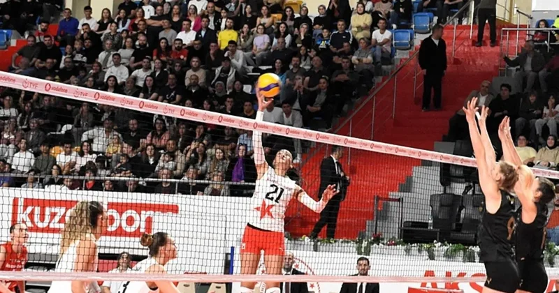 Galatasaray evinde İlbank ı devirdi!