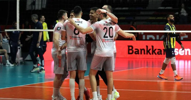 Ziraat Bankkart Fenerbahçe Medicana: 3 1 Şampiyonlar Kupası şampiyonu Ziraat Bankkart! Voleybol Haberleri
