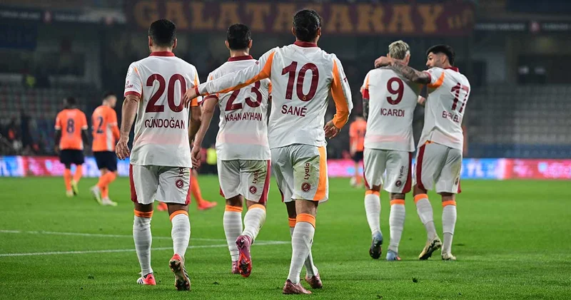 Galatasaraylı futbolcuyu aşağıladılar: Cevabı sert oldu