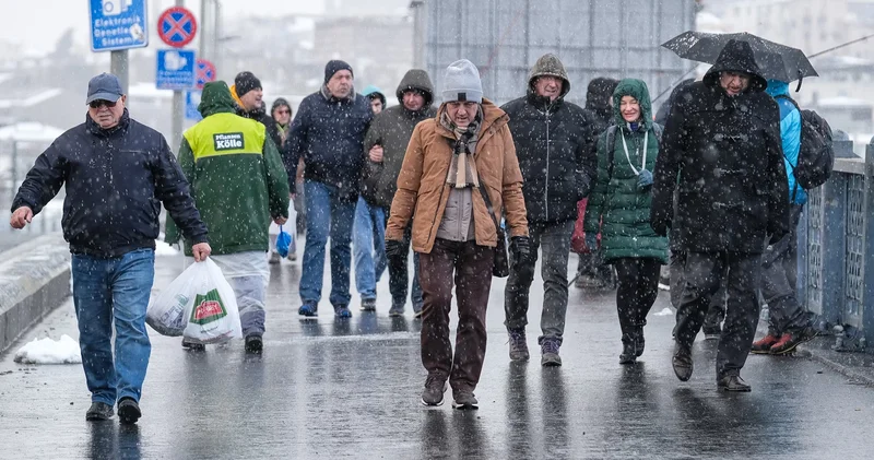 Balkan soğukları Türkiye’ye giriş yapıyor: Meteoroloji 7 ili uyardı, İstanbul alarmda!