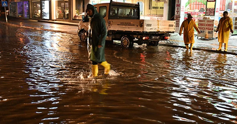 Osmaniye de sağanak su baskınlarına sebep oldu