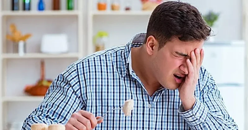 Ömrünüzden götürüyor! Dakikalarınızı sinsice çalan 5 yiyecek açıklandı