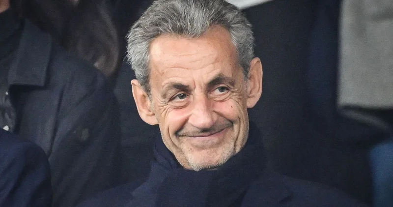 11 metrekarelik hücrede mahkumiyet başladı: Eski Fransa Cumhurbaşkanı Nicolas Sarkozy hapse girdi