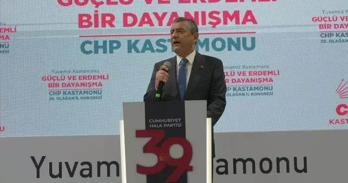 CHP Genel Başkanı Özel, CHP Kastamonu İl Başkanlığı 39. İl Kongresi ne katıldı