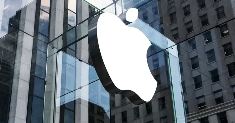 Apple hisseleri rekor kırdı