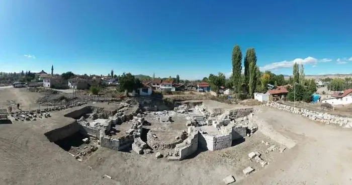 Kısa vadeli kazılar ilçenin tarihine ket vuruyor