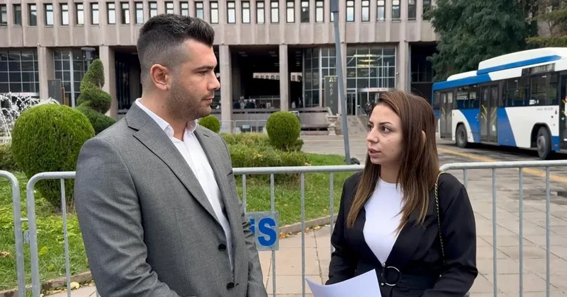 SON DAKİKA… Kredi kartını arkadaşına veren genç kadına kötü haber! 54 ayrı soruşturma açıldı: Hapsi isteniyor!