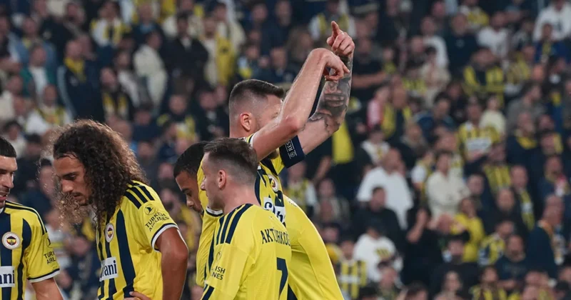 UEFA nın maç sonu seçimi Fenerbahçeli taraftarları çılgına çevirdi Sözcü Gazetesi