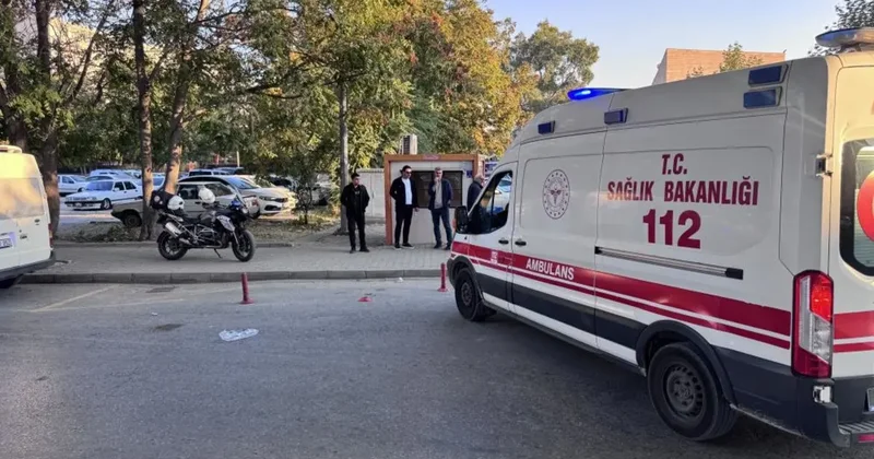Kavşaktan dönen motosikletli Yunus ekibi kaza yaptı: 2 polis yaralı