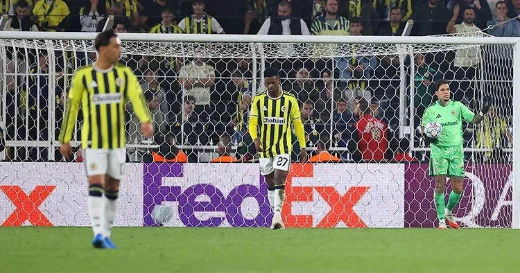 Fenerbahçe, Kadıköy de kazanmayı unuttu!