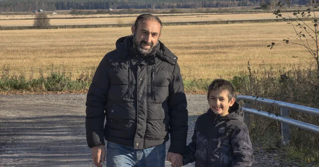 Gurbetçi baba, hayatını otizmli oğluna adadı Konya Haber Habertürk Yerel Haberler