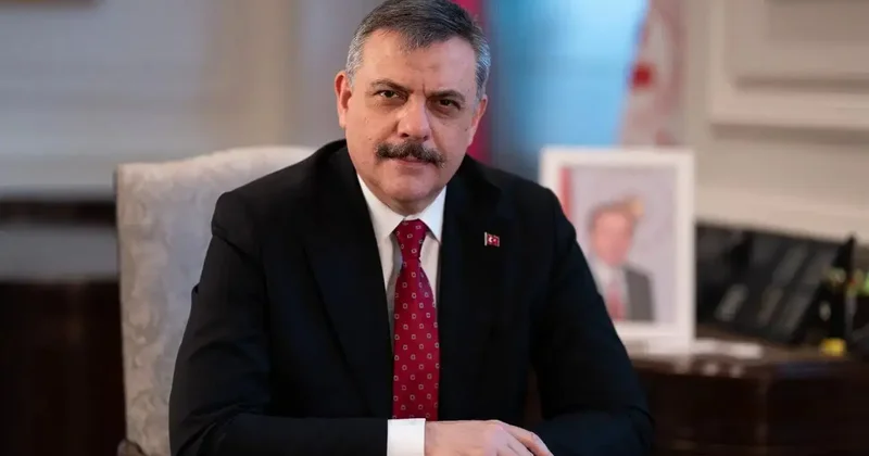 Bakan Çiftçi hayatındaki en büyük pişmanlığını anlattı