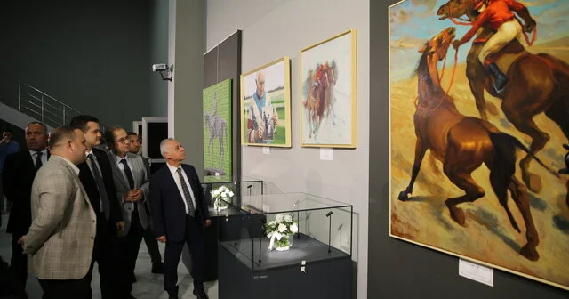Türkiye Jokey Kulübünün resim yarışmasında seçilen eserler Şanlıurfa da sergileniyor Şanlıurfa Haber Habertürk Yerel Haberler
