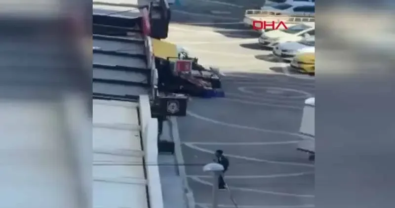 Esenyurt ta kuyumcuya silahlı saldırı
