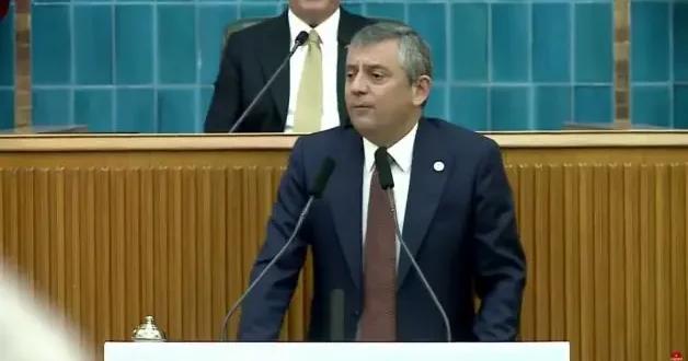 Özgür Özel den itiraf mı gaf mı: Biz namussuzlar kadar namusluyuz