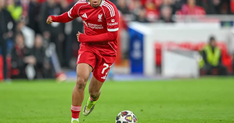 18 lik yıldız Liverpool tarihine geçti, geri dönüşün mimarı oldu Sözcü Gazetesi