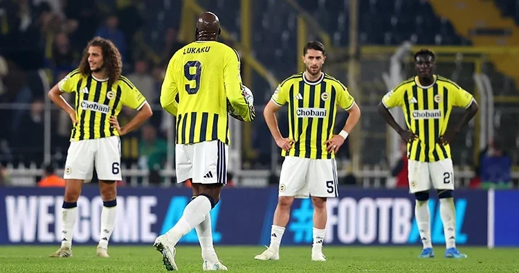 Fenerbahçe nin Slavia Prag maçı sonrası dikkat çeken sözler! Fark son 15 dakika kala belli oldu