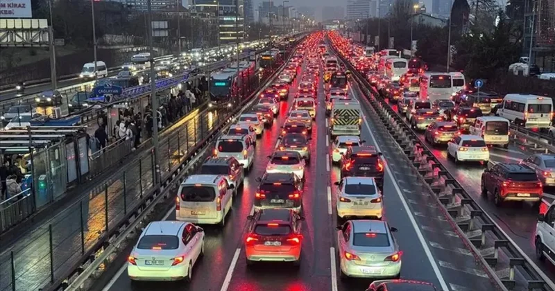 Araç sahipleri dikkat: Tarih öne çekildi: Uymayan trafiğe çıkamayacak
