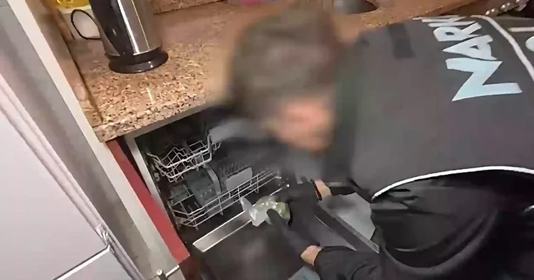 Yemek kuryesi süsü verdiler, uyuşturucuyu bulaşık makinesine gizlediler: İstanbul da operasyon