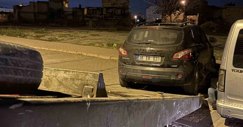 Kayseri de polisin dur ihtarına uymayan alkollü sürücüye 680 bin TL ceza kesildi