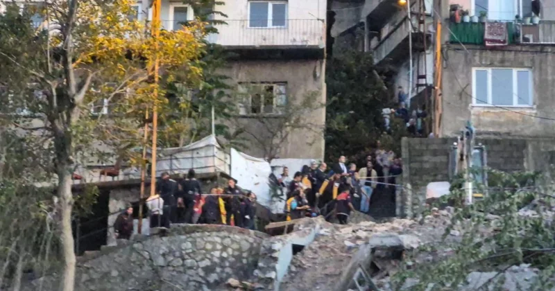 Zonguldak ta bina çöktü: Enkazda kalan 2 kişiden 1’i kurtarıldı