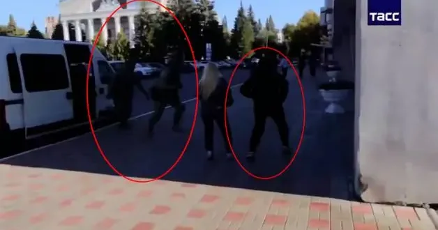 Ukrayna nın 18 yaşındaki muhbiri Rusya da kıskıvrak: Kız arkadaşıyla yürürken FSB bastı!
