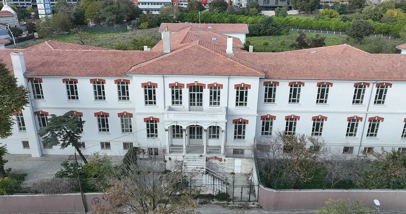 Balıklı Rum Hastanesi nde sahte reçete skandalı: Profesör de dahil 3 kişi hakkında gözaltı kararı