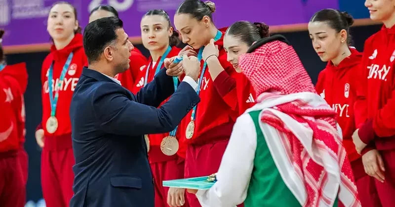 Kadın Hentbol A Milli Takımı, İslami Dayanışma Oyunları’nda altın madalyanın sahibi oldu