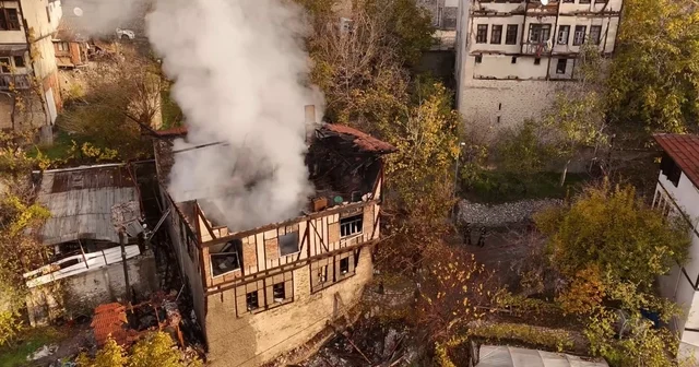 150 yıllık tarihi konaktan geriye kalan harabe dronla görüntülendi Karabük Haberleri