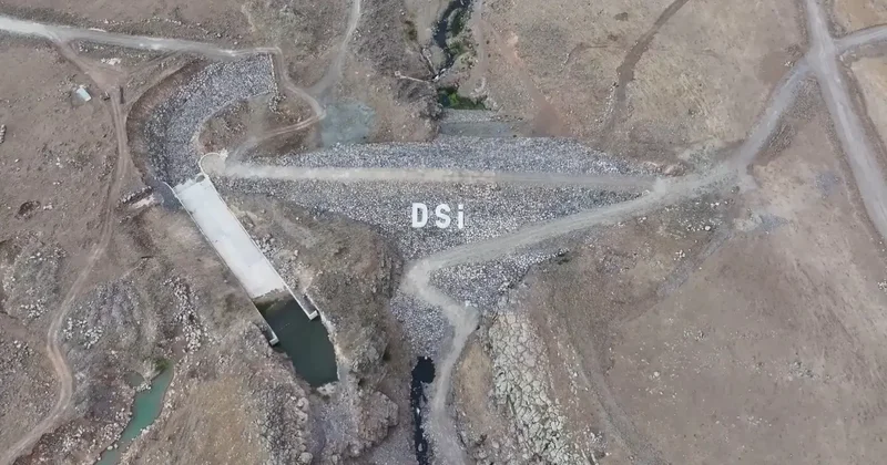 Bakan Yumaklı: Ağrı Taşlıçay Derecek Barajı nda su tutulmaya başladı