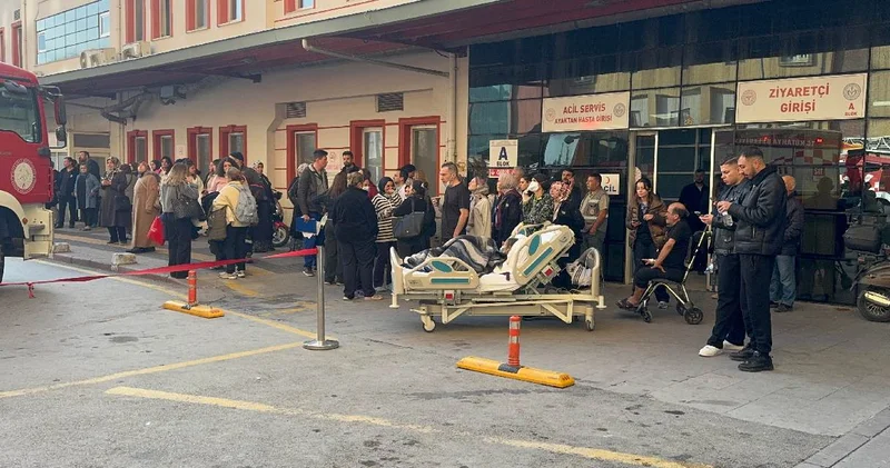 Kütahya da hastanede yangın: İki kattaki hastalar tahliye edildi