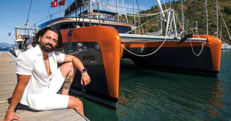 İstanbul u terk edip Göcek e yerleşen Koray Avcı tezgâhta karpuz satıyor Sözcü Gazetesi