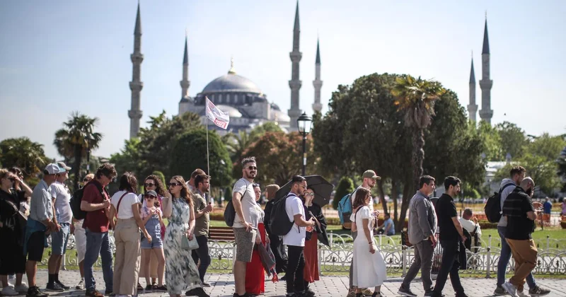 Türkiye, yılın ilk 10 ayında 47 milyon yabancı ziyaretçi ağırladı
