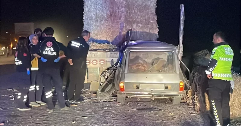 Otomobil tırın altına girdi! Karı koca olay yerinde can verdi