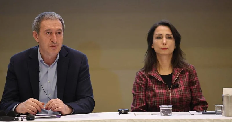 Komisyonun İmralı ya gitmesine DEM Parti den ilk açıklama