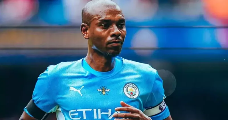 Artık yoruldum dedi futbolu bıraktı, Brezilyalı Fernandinho dan veda kararı Fanatik Gazetesi Futbol Haberleri Spor