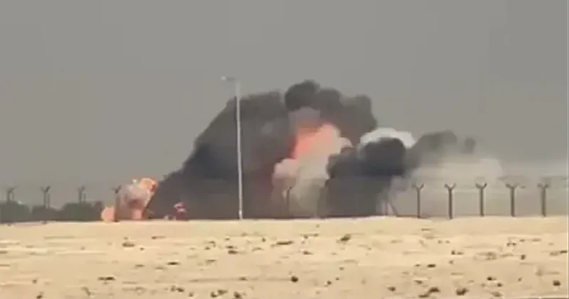 Dubai deki hava gösterisinde Hindistan a ait savaş uçağı düştü; pilot hayatını kaybetti Dünya Haberleri