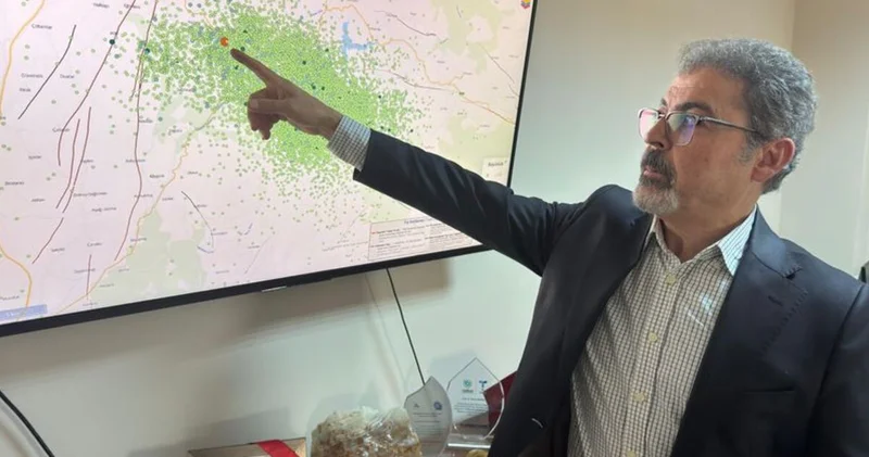 Deprem bilimci Prof. Dr. Hasan Sözbilir: Artçılar 20 bini aştı ve durdu... Bu iyi değil SON DAKİKA HABER