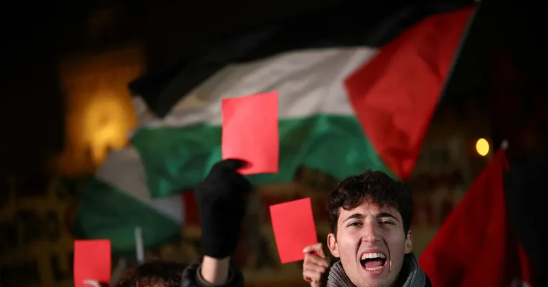 İtalya da sokaklar katil İsrail yüzünden karıştı!