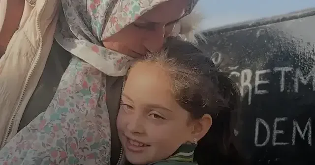 Şehit öğretmenler anısına anlamlı sosyal deney VİDEO İZLE