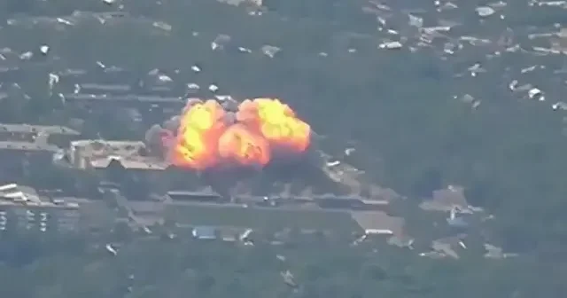 Rusya’dan Kupyansk’taki Ukrayna hedeflerine hava saldırısı VİDEO İZLE